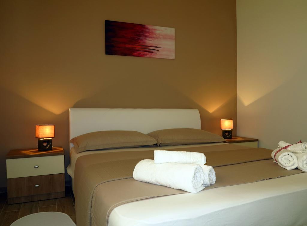 زادار Apartments Rotiroti الغرفة الصورة