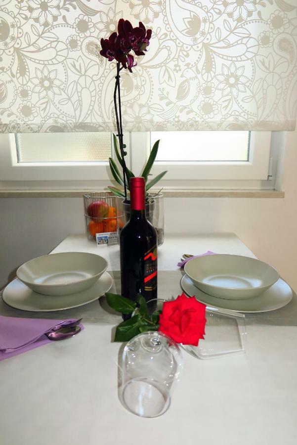 زادار Apartments Rotiroti المظهر الخارجي الصورة